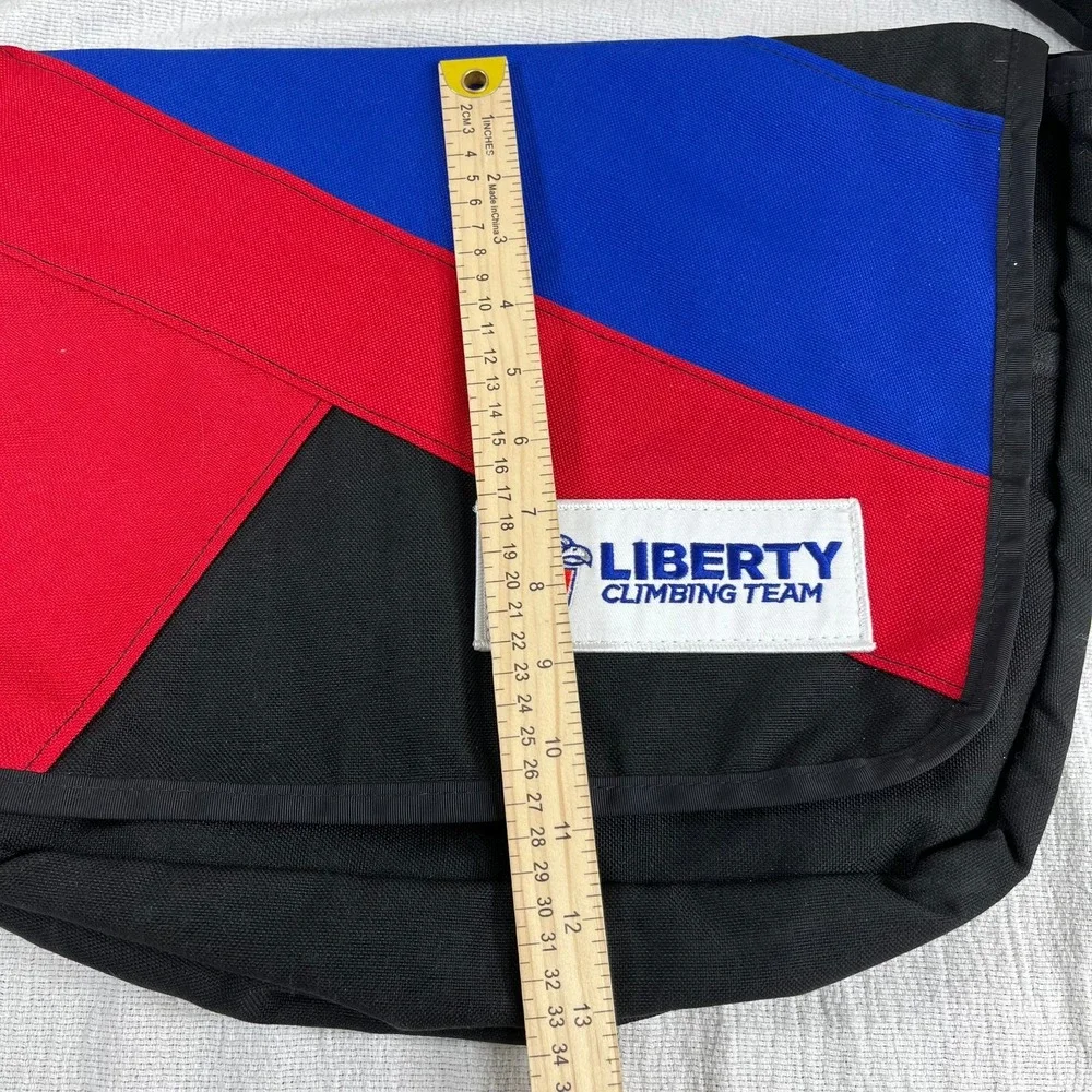 Liberty University Messenger Bag Men OS Multicolor Climbing Team Canvas Gorpcore